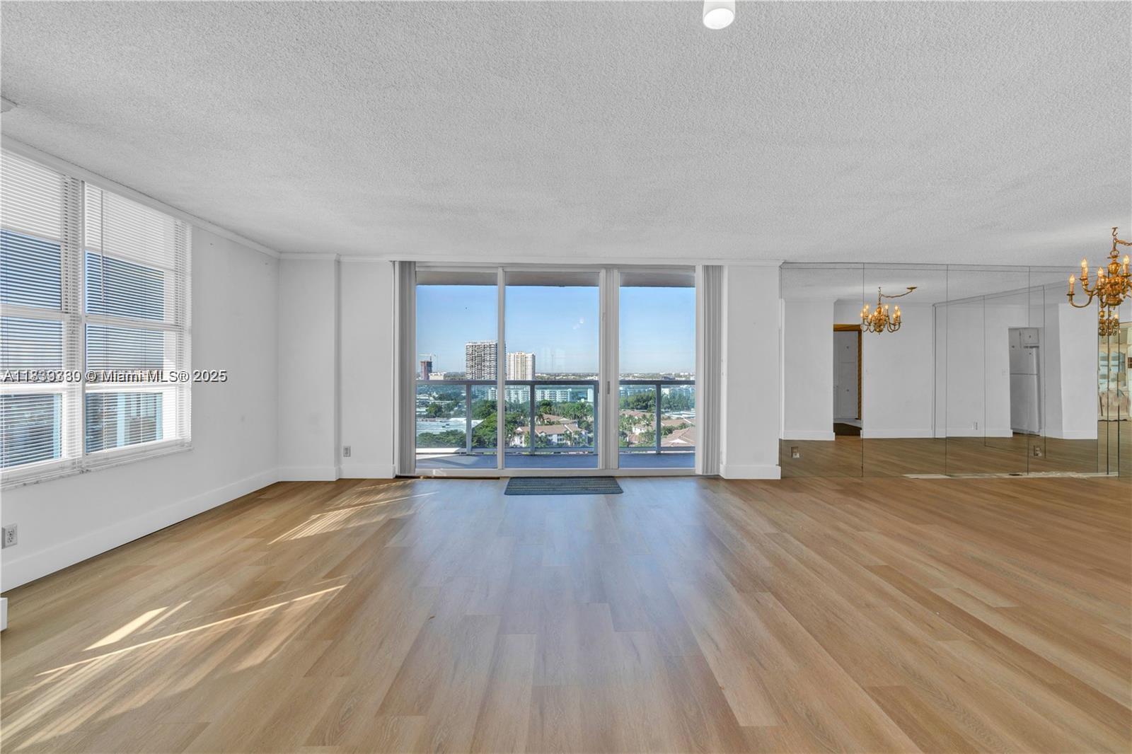 Residential, Hollywood, Florida image 5