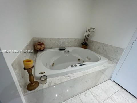 1331 Brickell Bay Dr #905, Miami FL 33131