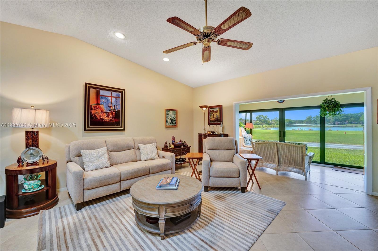 8406 NW 78th Ct, Tamarac, Florida image 5