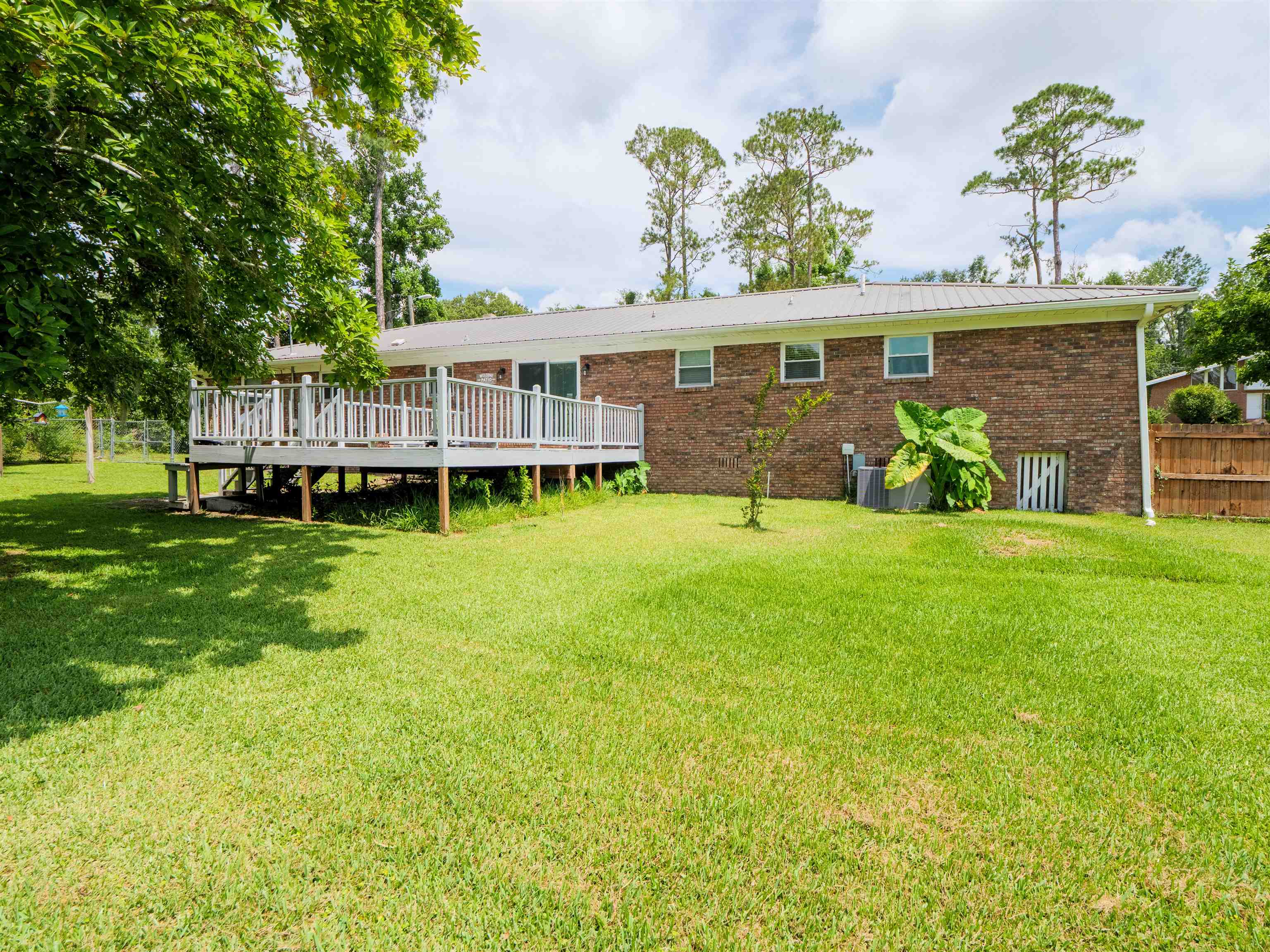 405 NW Whispering Pines Loop, Madison, Florida image 7
