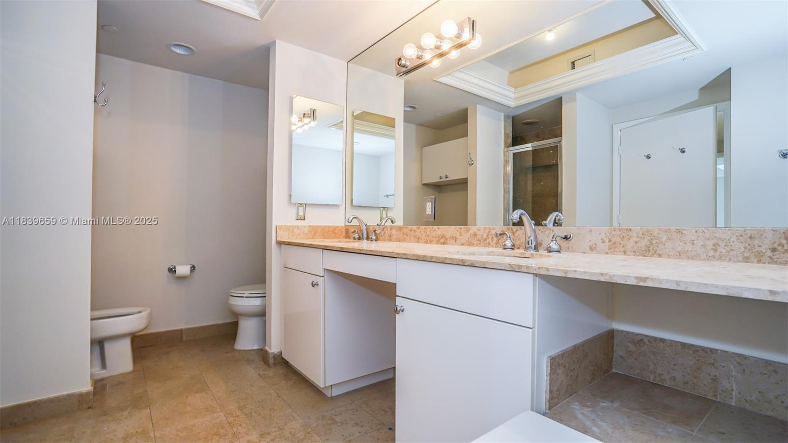 4779 Collins Ave #2901, Miami Beach FL 33140