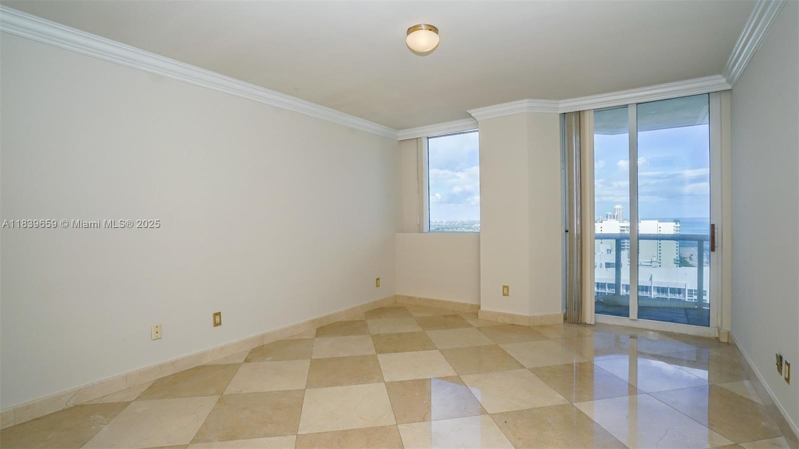 4779 Collins Ave #2901, Miami Beach FL 33140