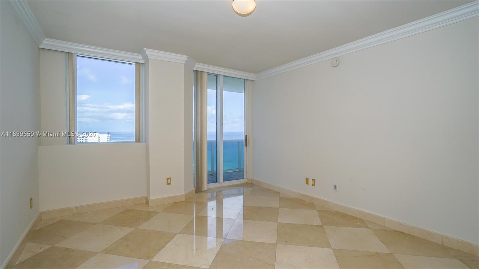 4779 Collins Ave #2901, Miami Beach FL 33140
