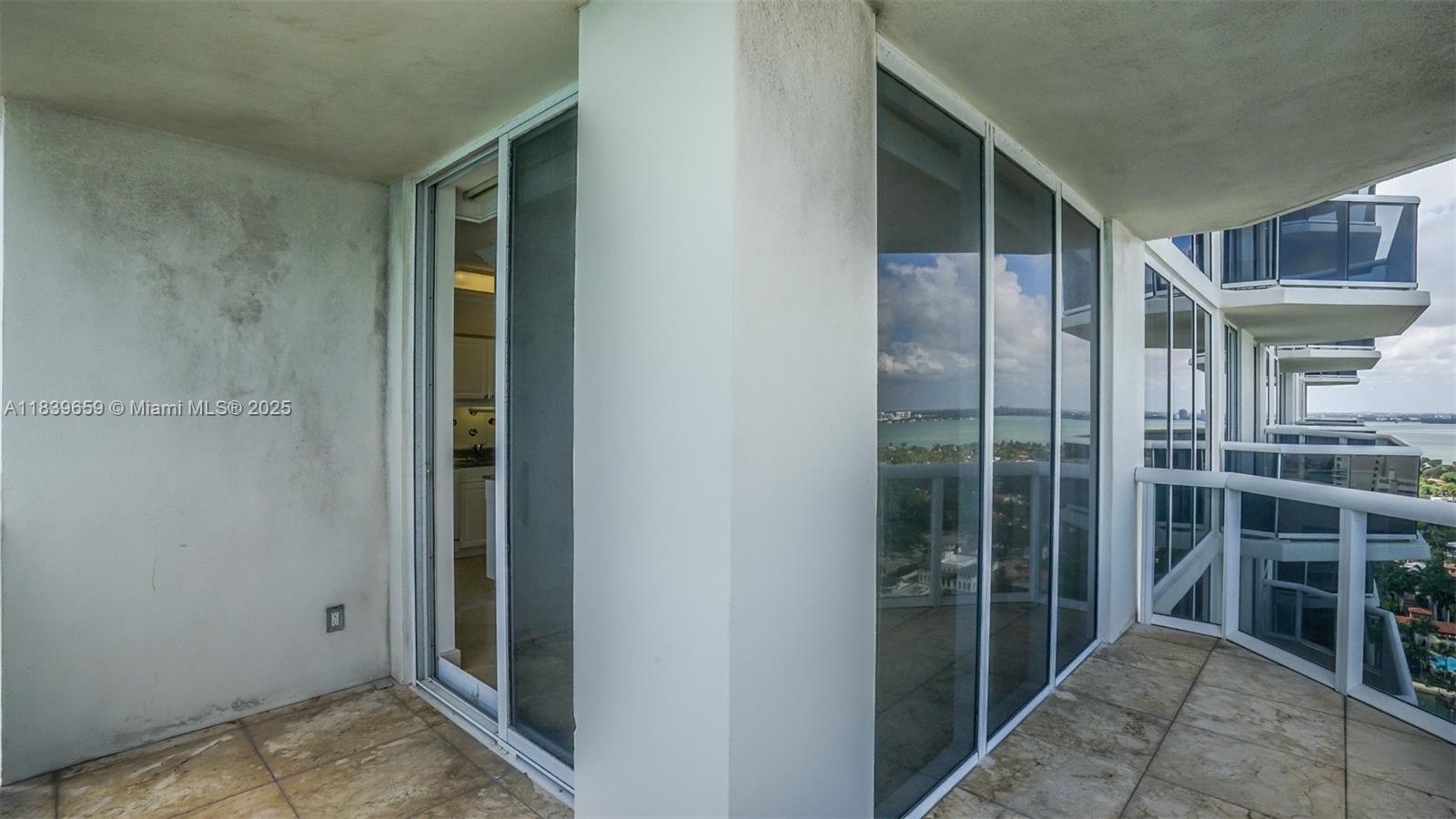 4779 Collins Ave #2901, Miami Beach FL 33140