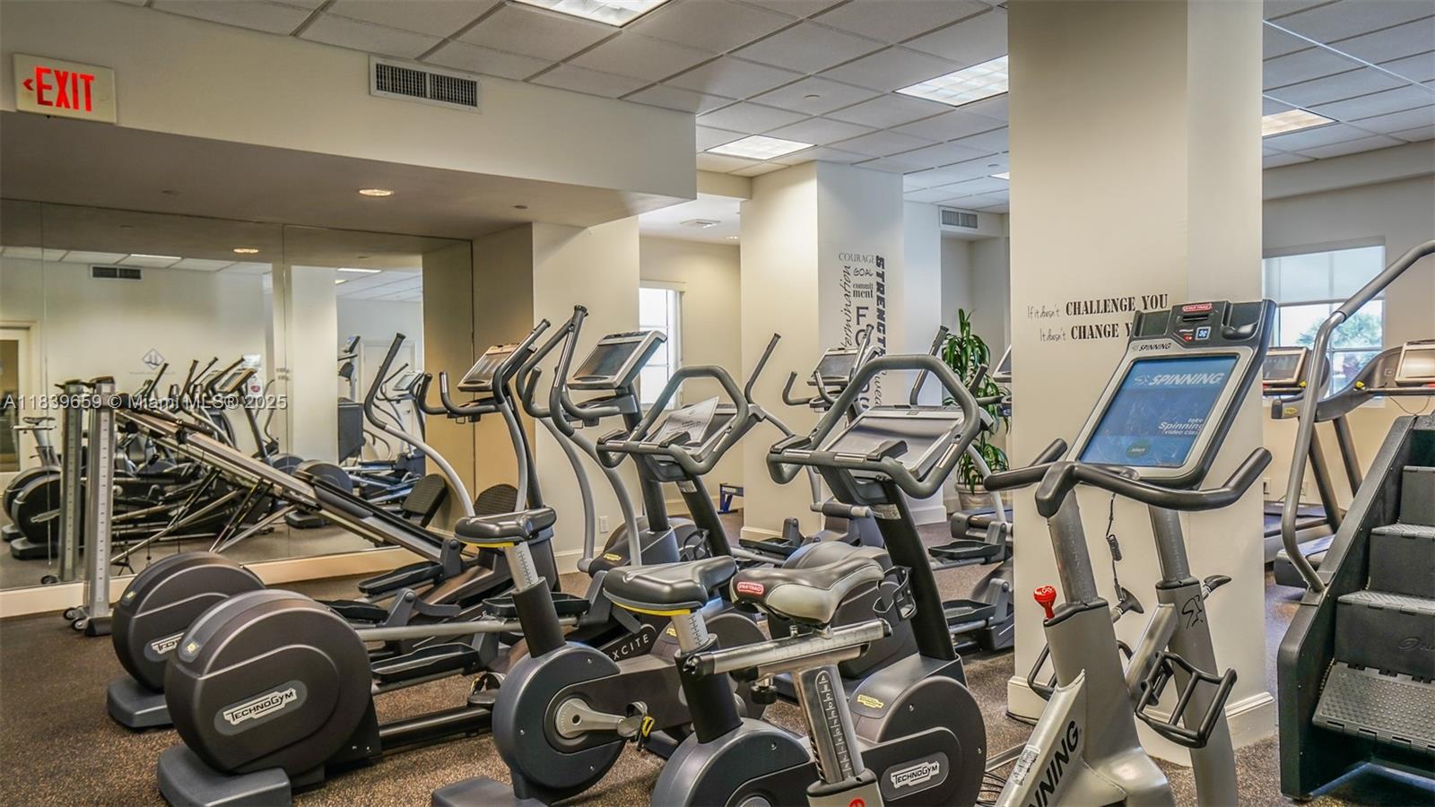 4779 Collins Ave #2901, Miami Beach FL 33140