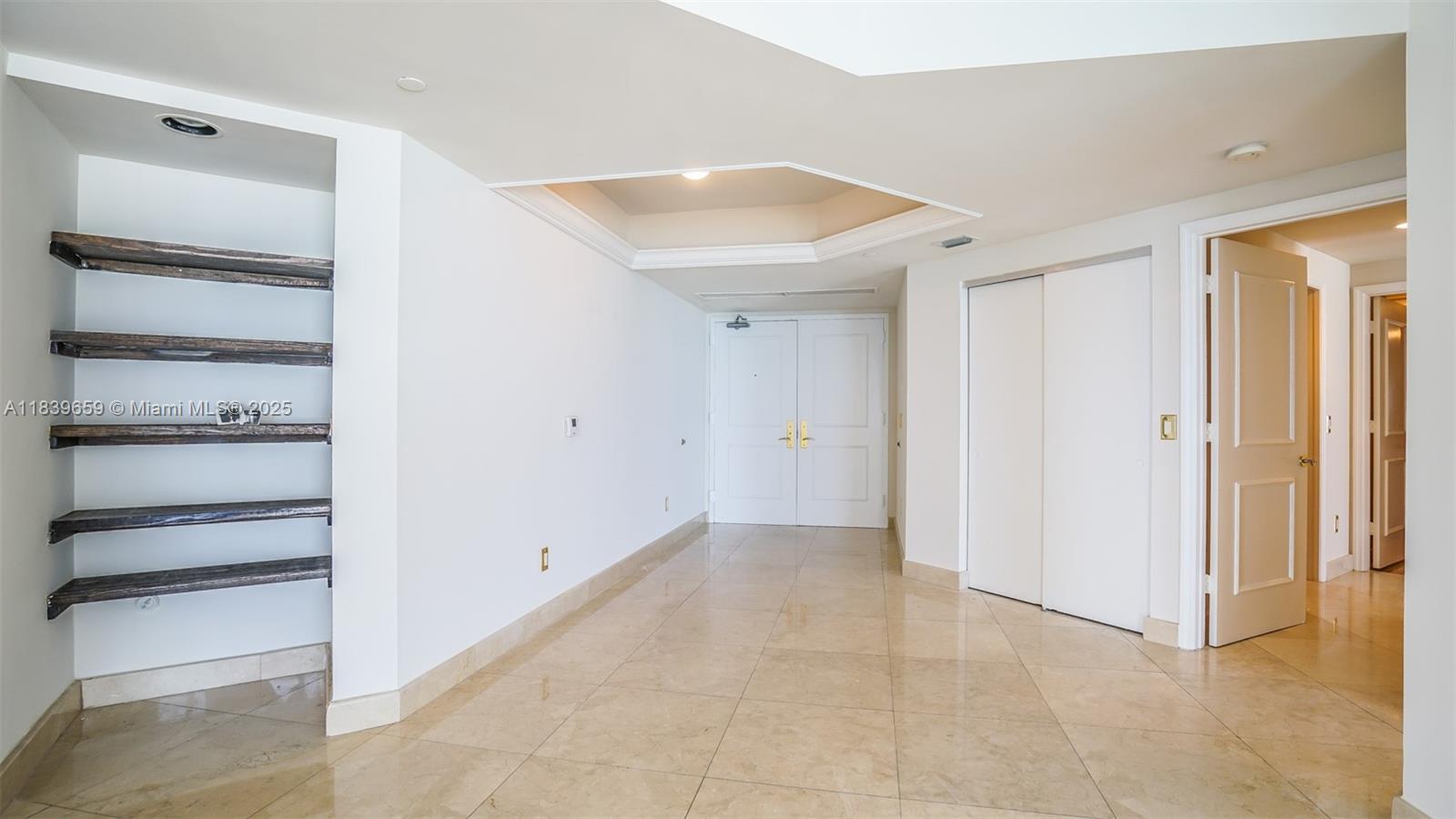 4779 Collins Ave #2901, Miami Beach FL 33140