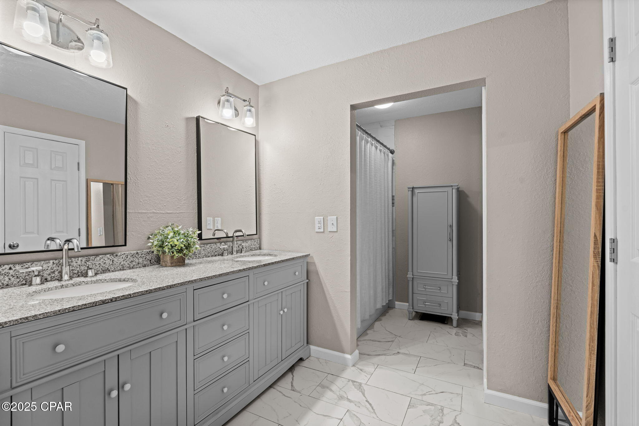 Image 16 For 6810 Forsythe Drive