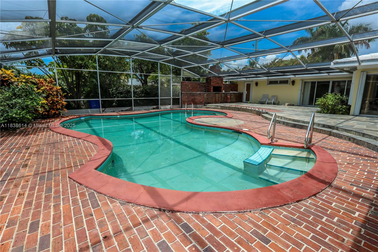 1022 Jefferson St, Hollywood, Florida image 2
