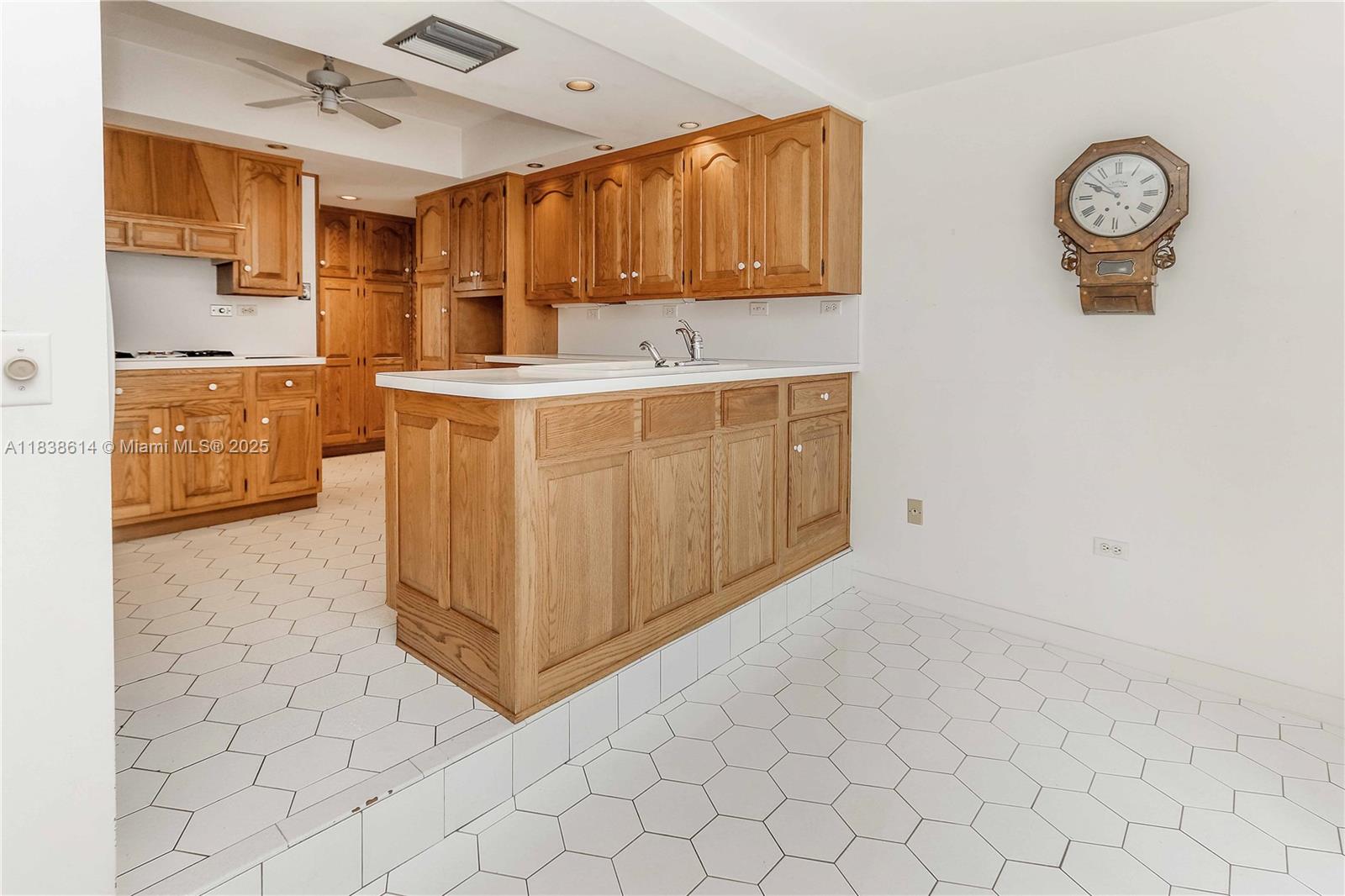 1022 Jefferson St, Hollywood, Florida image 25