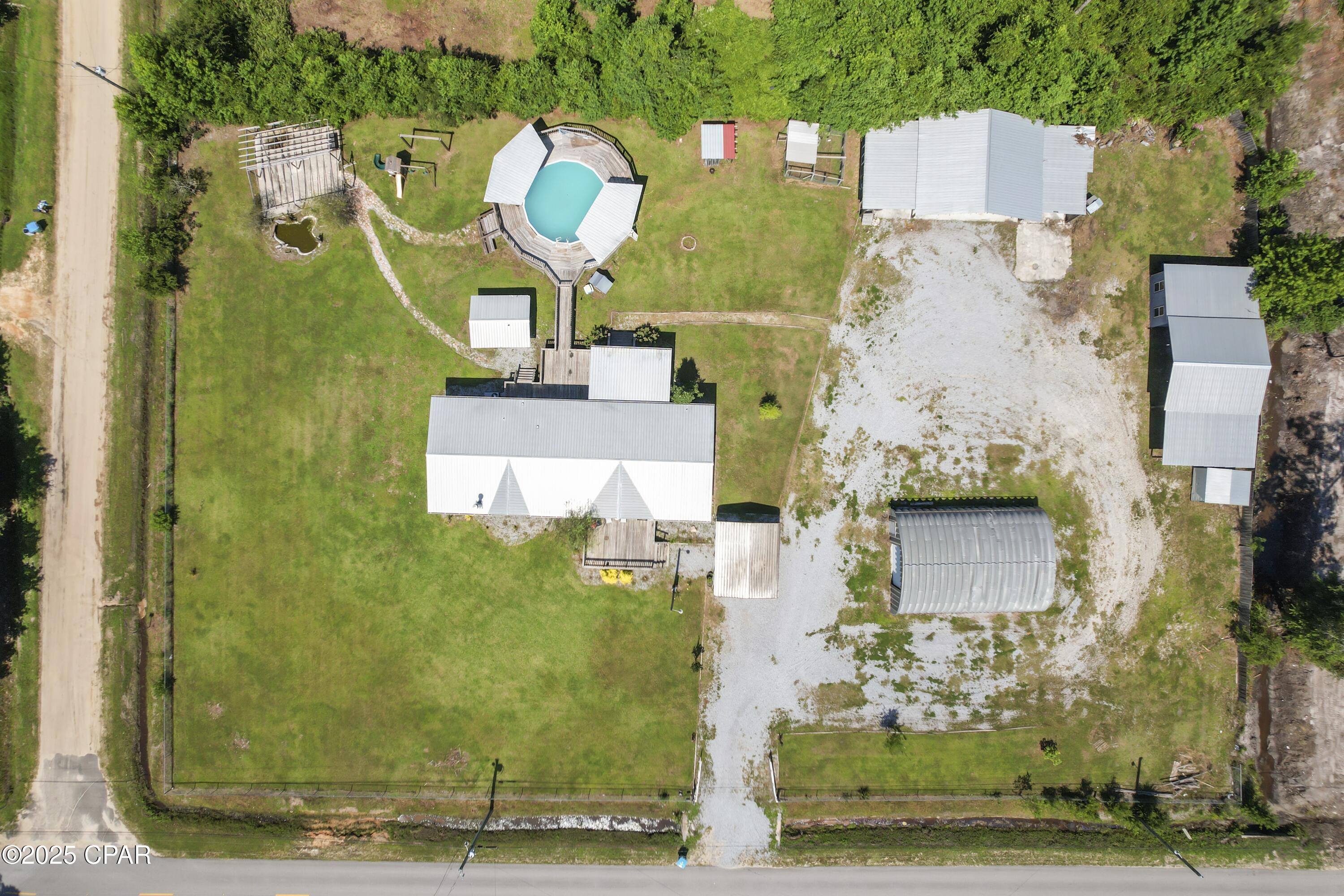 17929 Center Drive, Fountain, Florida image 2