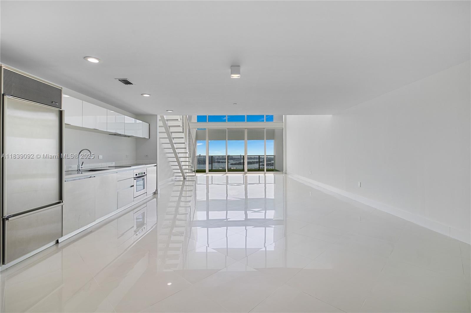 1040 Biscayne Blvd #4003, Miami FL 33132