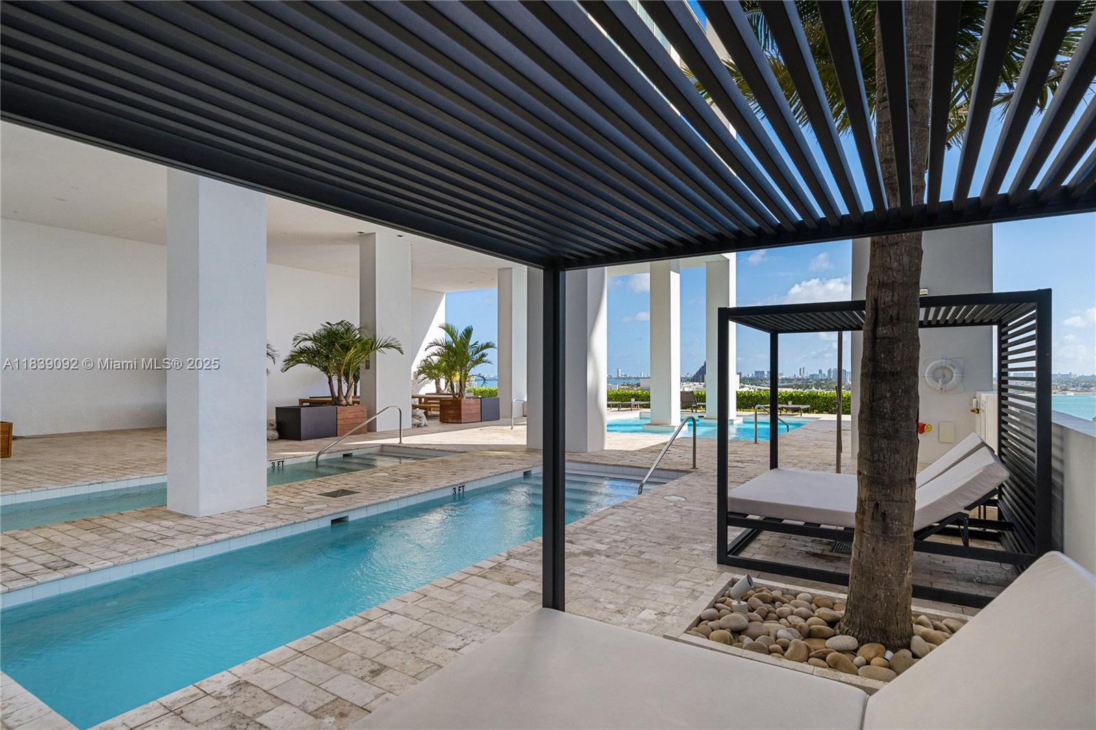 1040 Biscayne Blvd #4003, Miami FL 33132