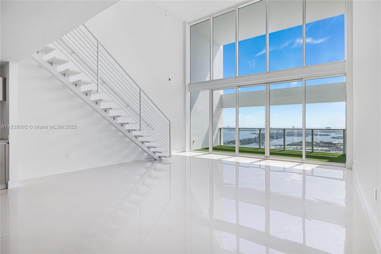 1040 Biscayne Blvd #4003, Miami FL 33132