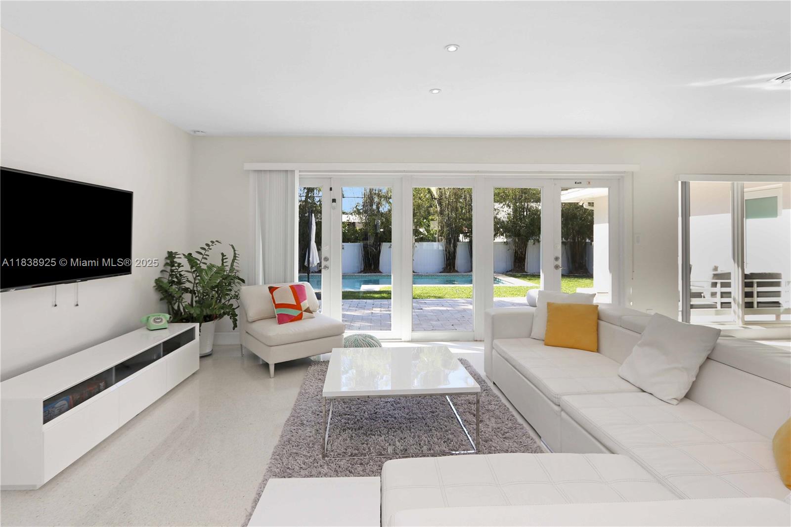 952 Hollywood Blvd, Hollywood, Florida image 15