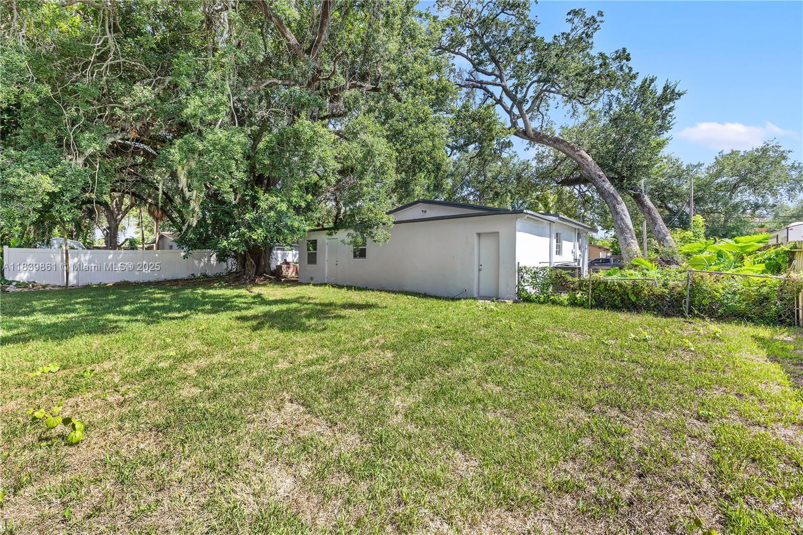 4110 SW 32nd Ct, West Park, Florida image 24