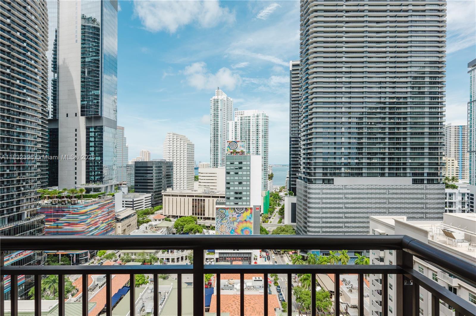 999 SW 1st Ave #2002, Miami FL 33130