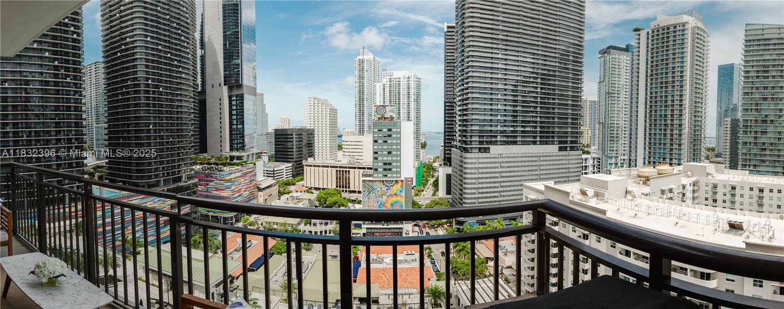 999 SW 1st Ave #2002, Miami FL 33130