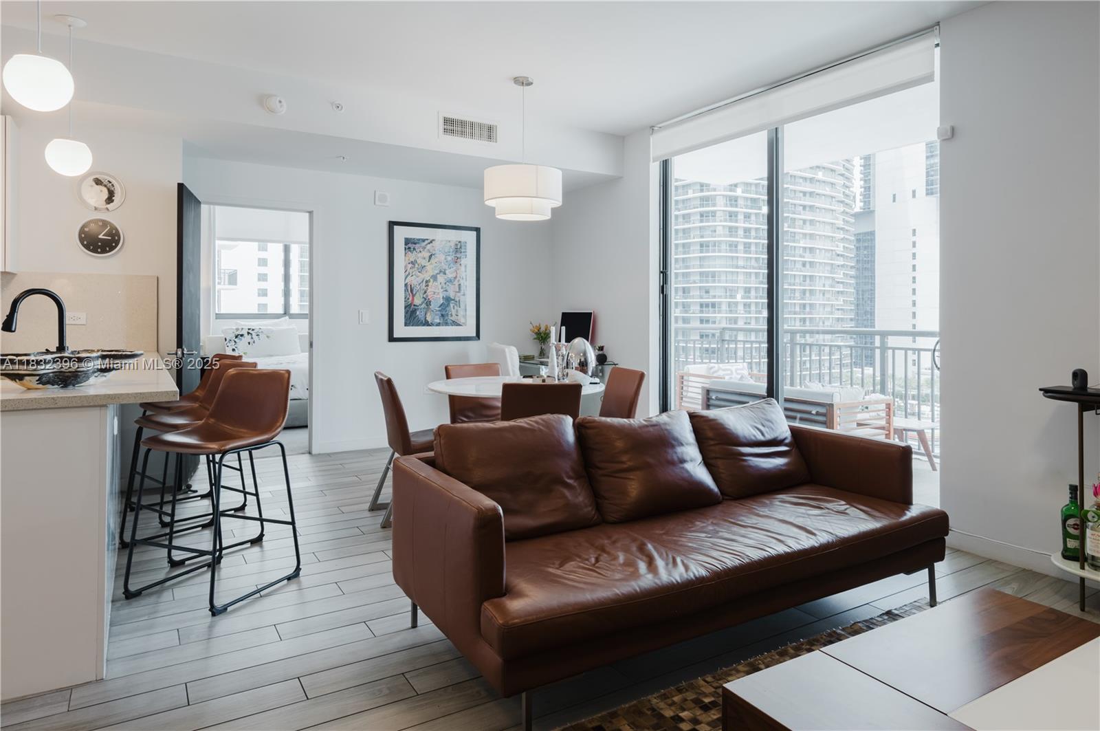 999 SW 1st Ave #2002, Miami FL 33130