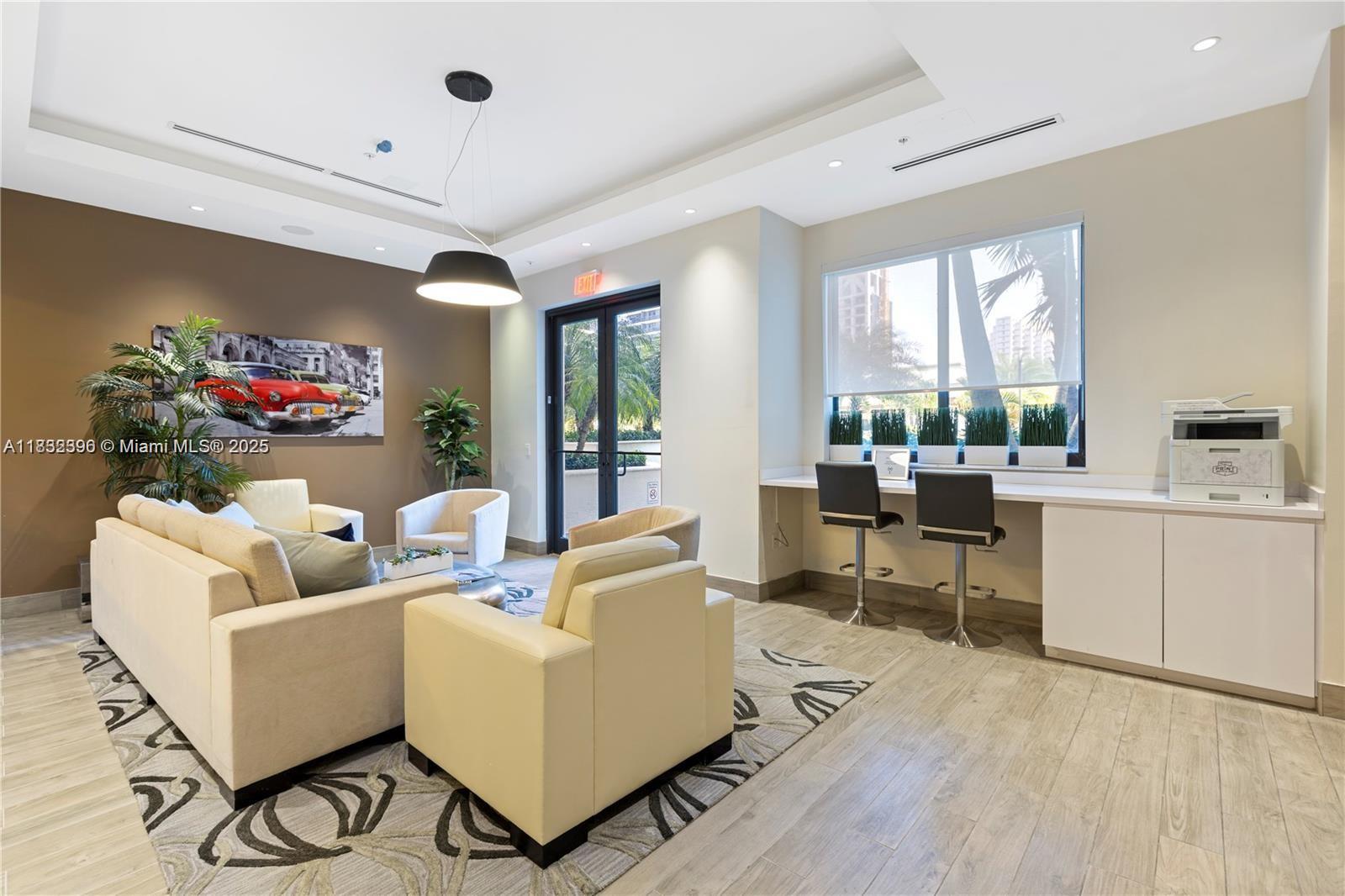 999 SW 1st Ave #2002, Miami FL 33130