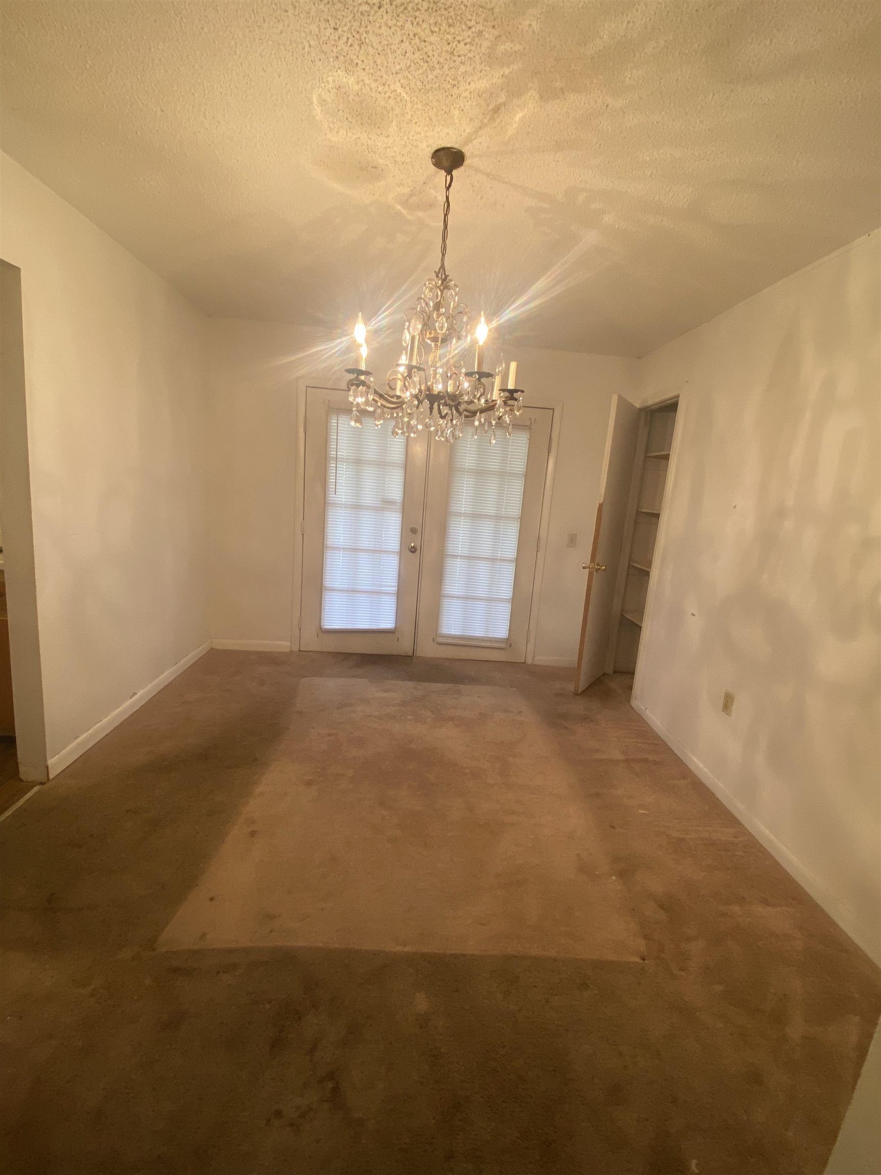 207 SE Thompkins Avenue, Madison, Florida image 3