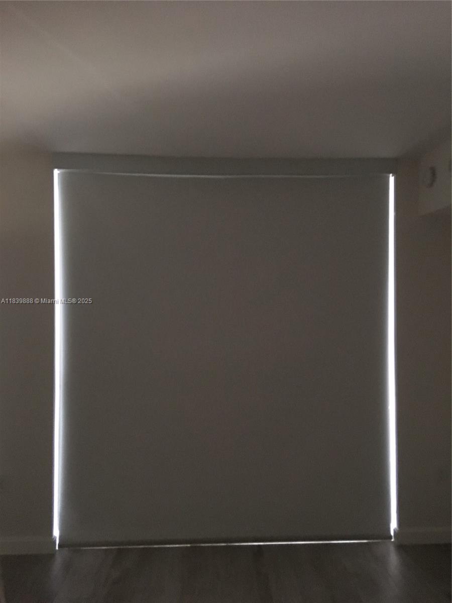 45 SW 9th St #2009, Miami FL 33130