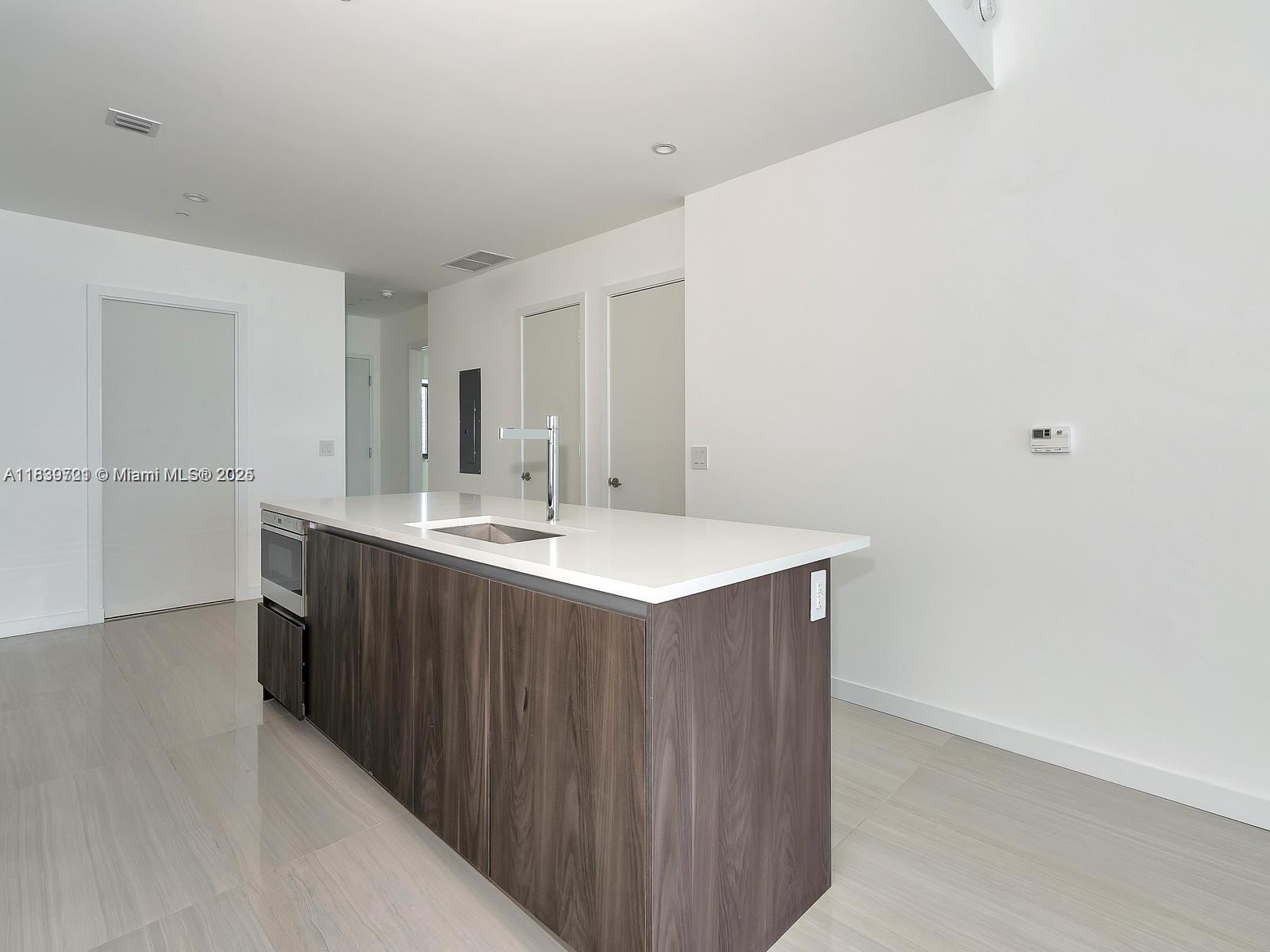 480 NE 31st St #2203, Miami FL 33137
