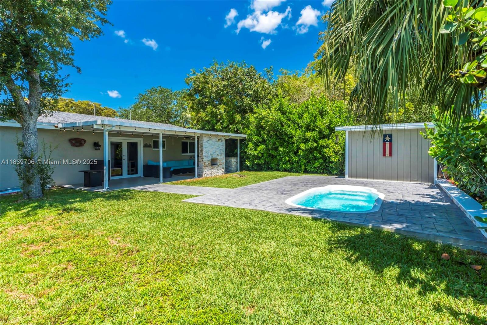 11940 NW 33rd St, Sunrise, Florida image 23