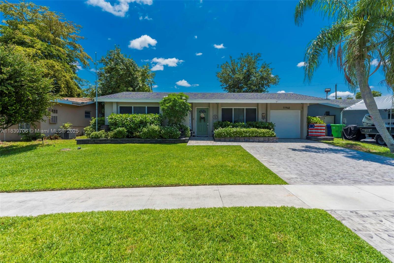11940 NW 33rd St, Sunrise, Florida image 27