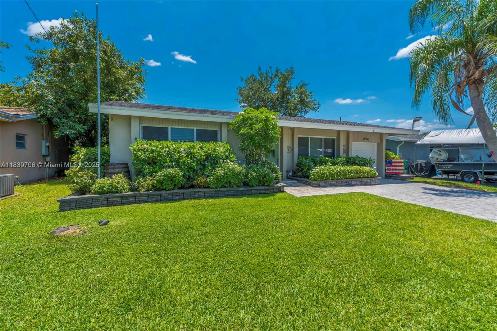 11940 NW 33rd St, Sunrise, Florida image 29