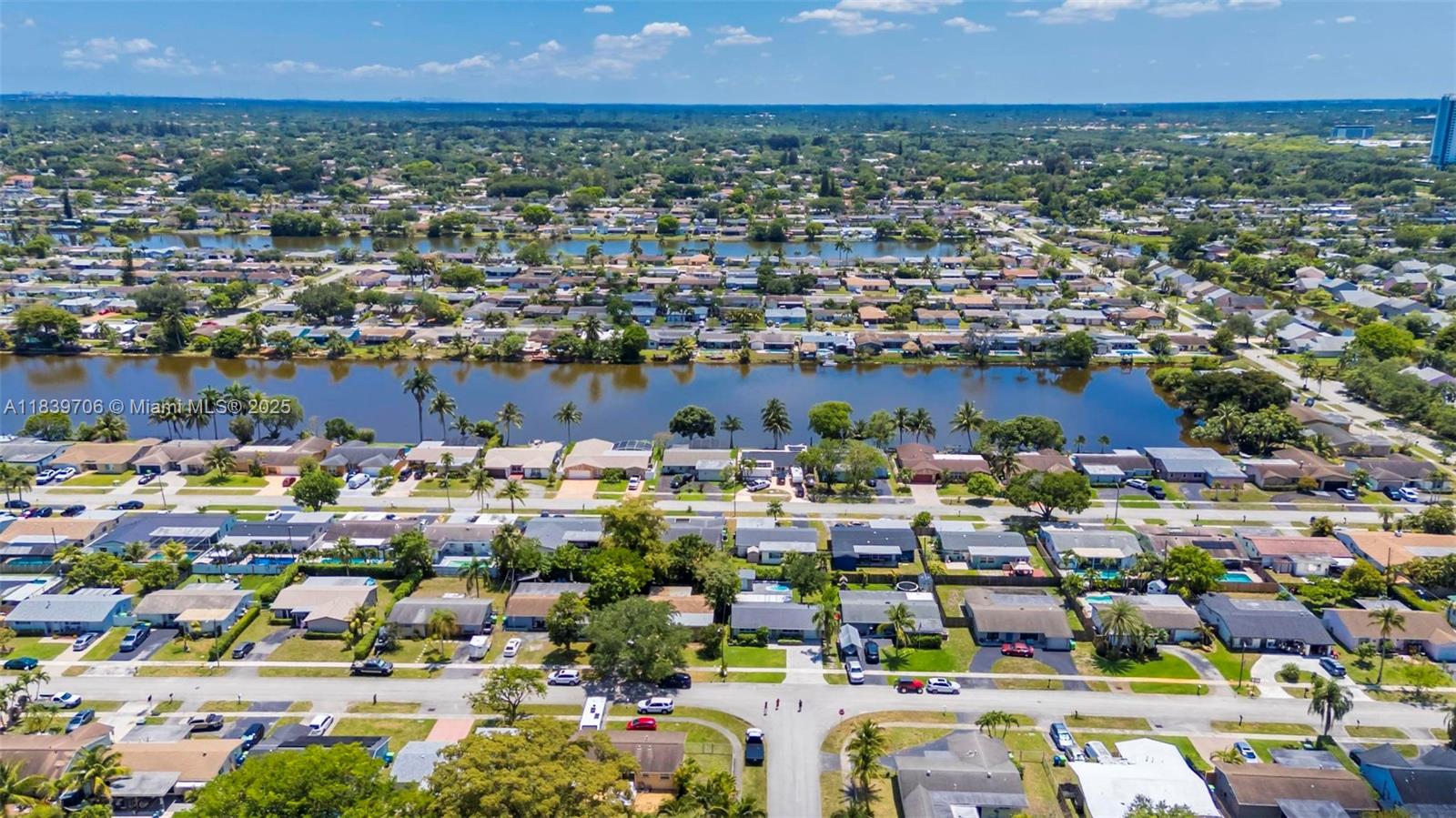 11940 NW 33rd St, Sunrise, Florida image 37