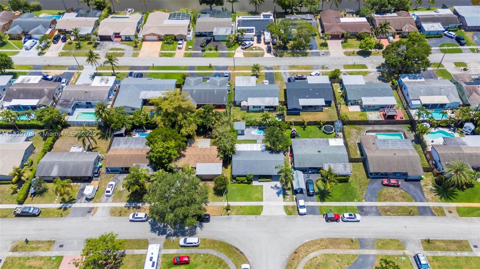 11940 NW 33rd St, Sunrise, Florida image 38