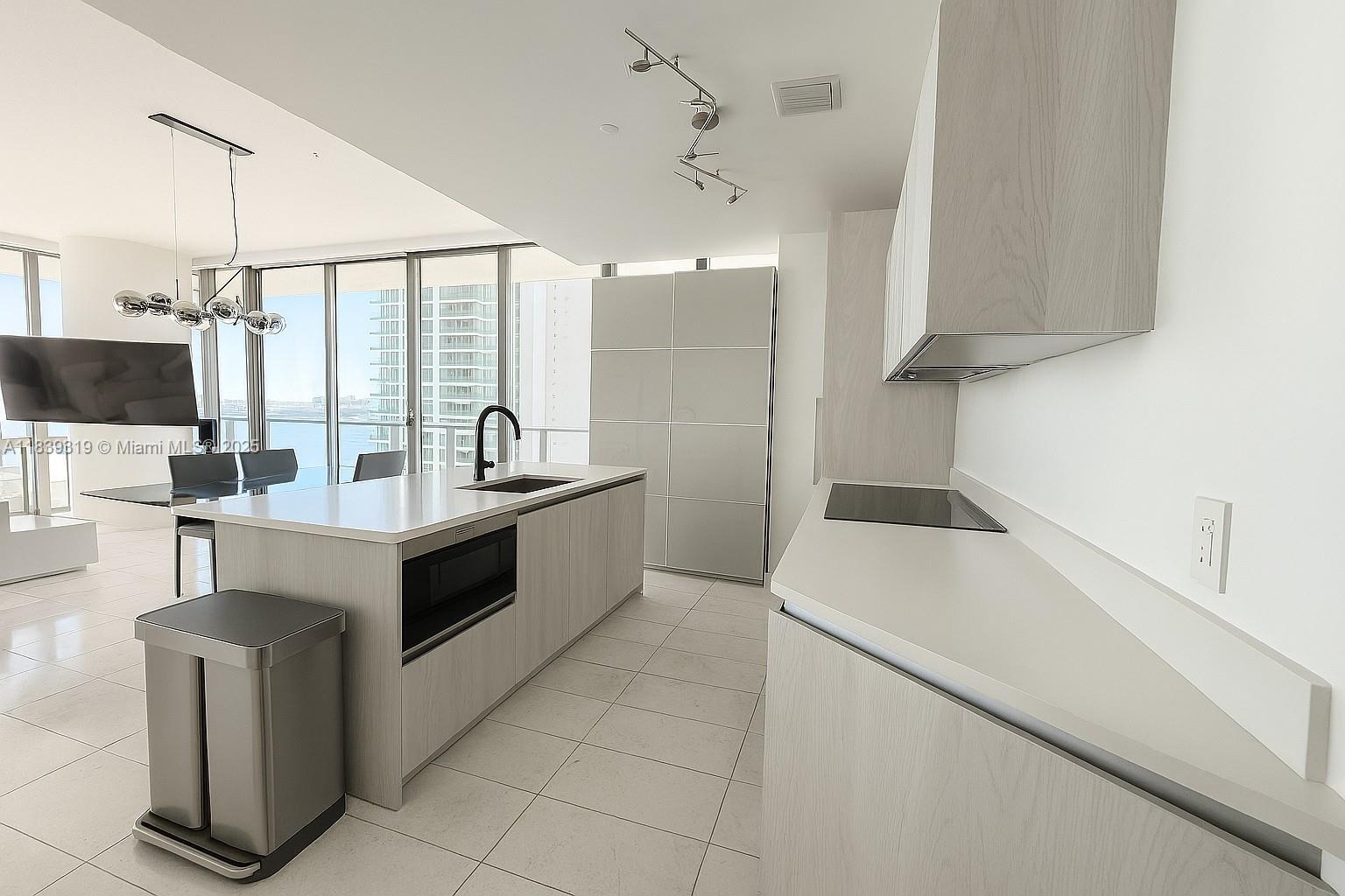 480 NE 31st St #2701, Miami FL 33137