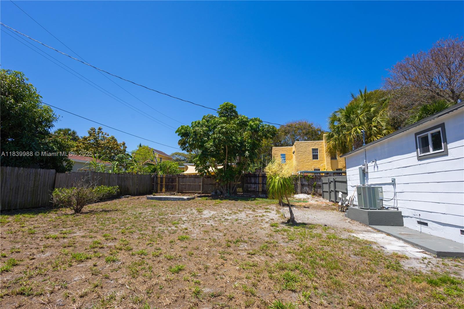812 33rd St, West Palm Beach, Florida image 32