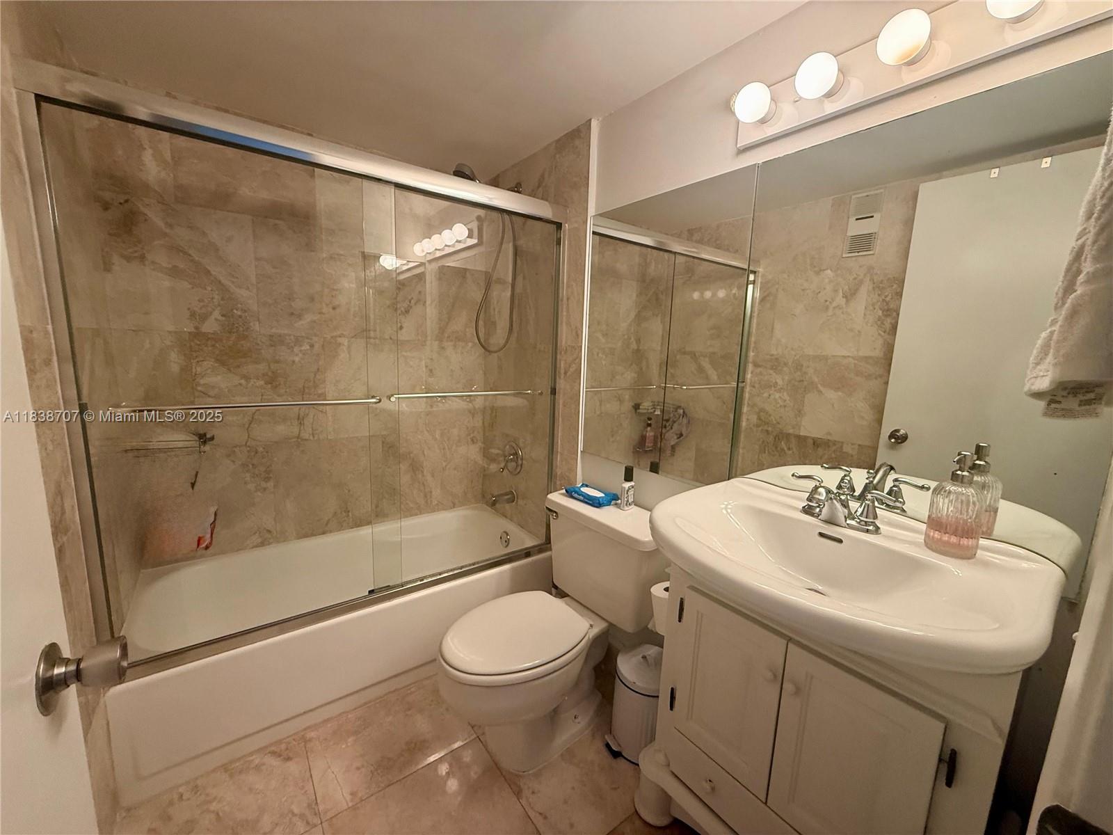 770 Claughton Island Dr #413, Miami FL 33131