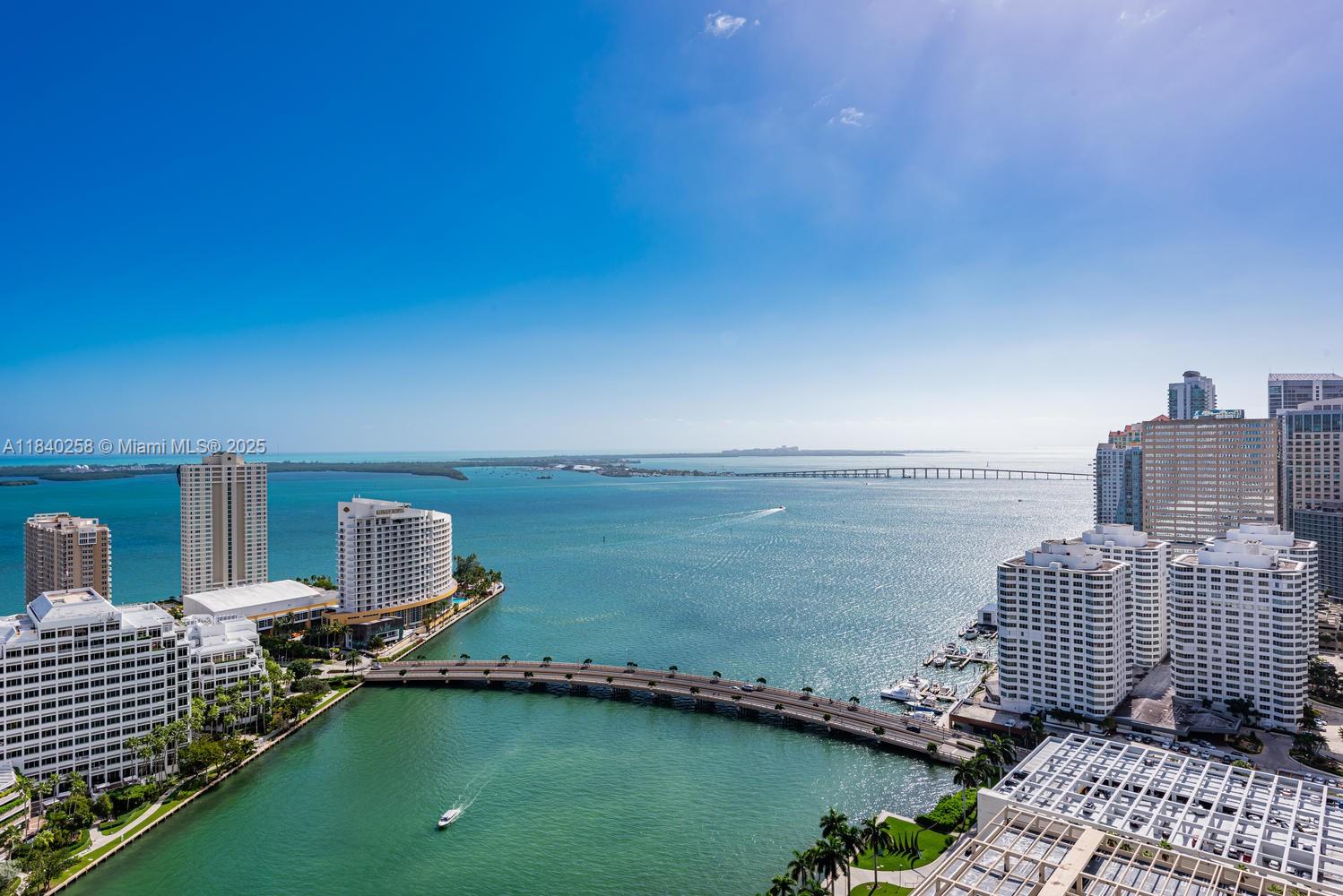 495 BRICKELL AVE #3207, Miami FL 33131