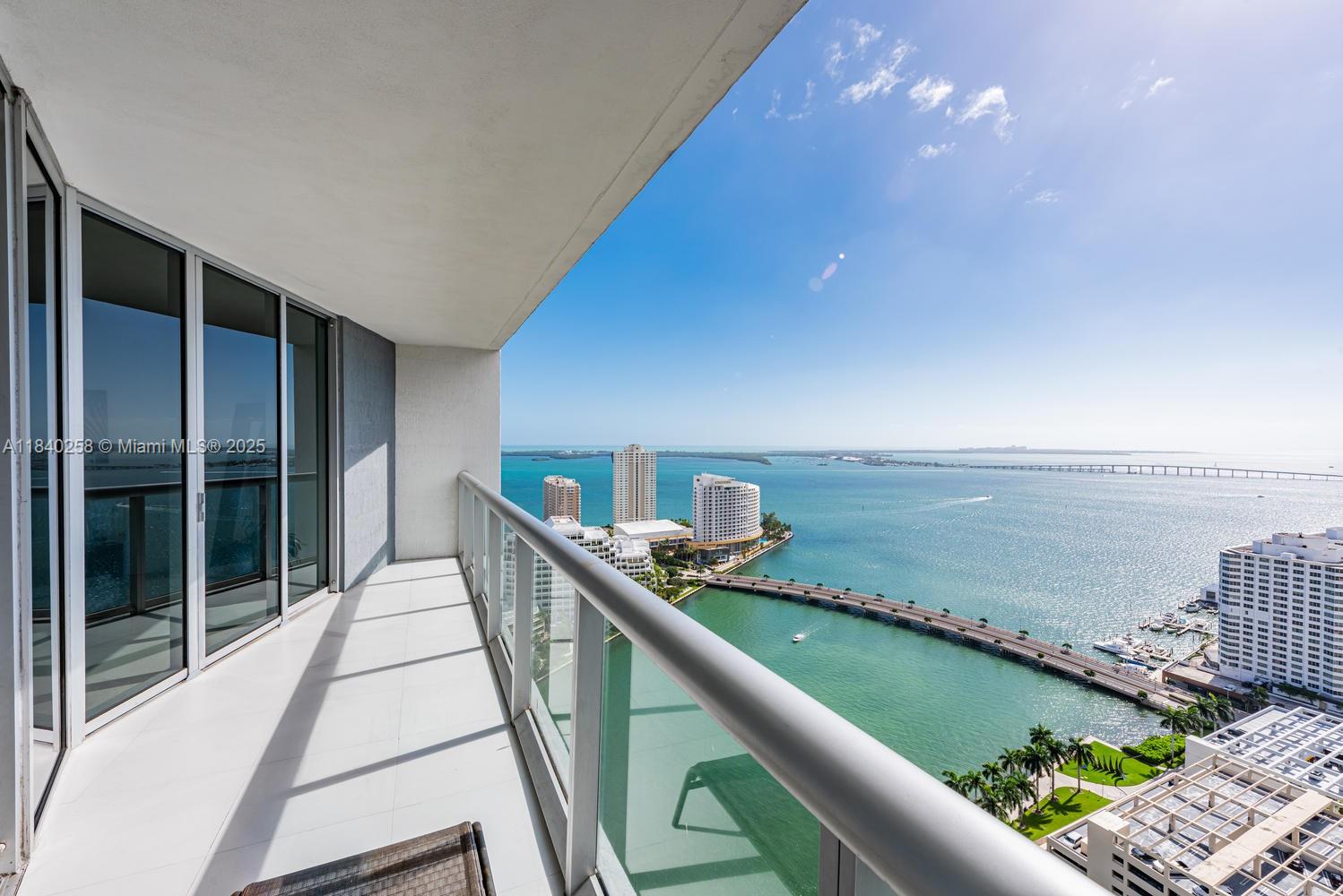 495 BRICKELL AVE #3207, Miami FL 33131