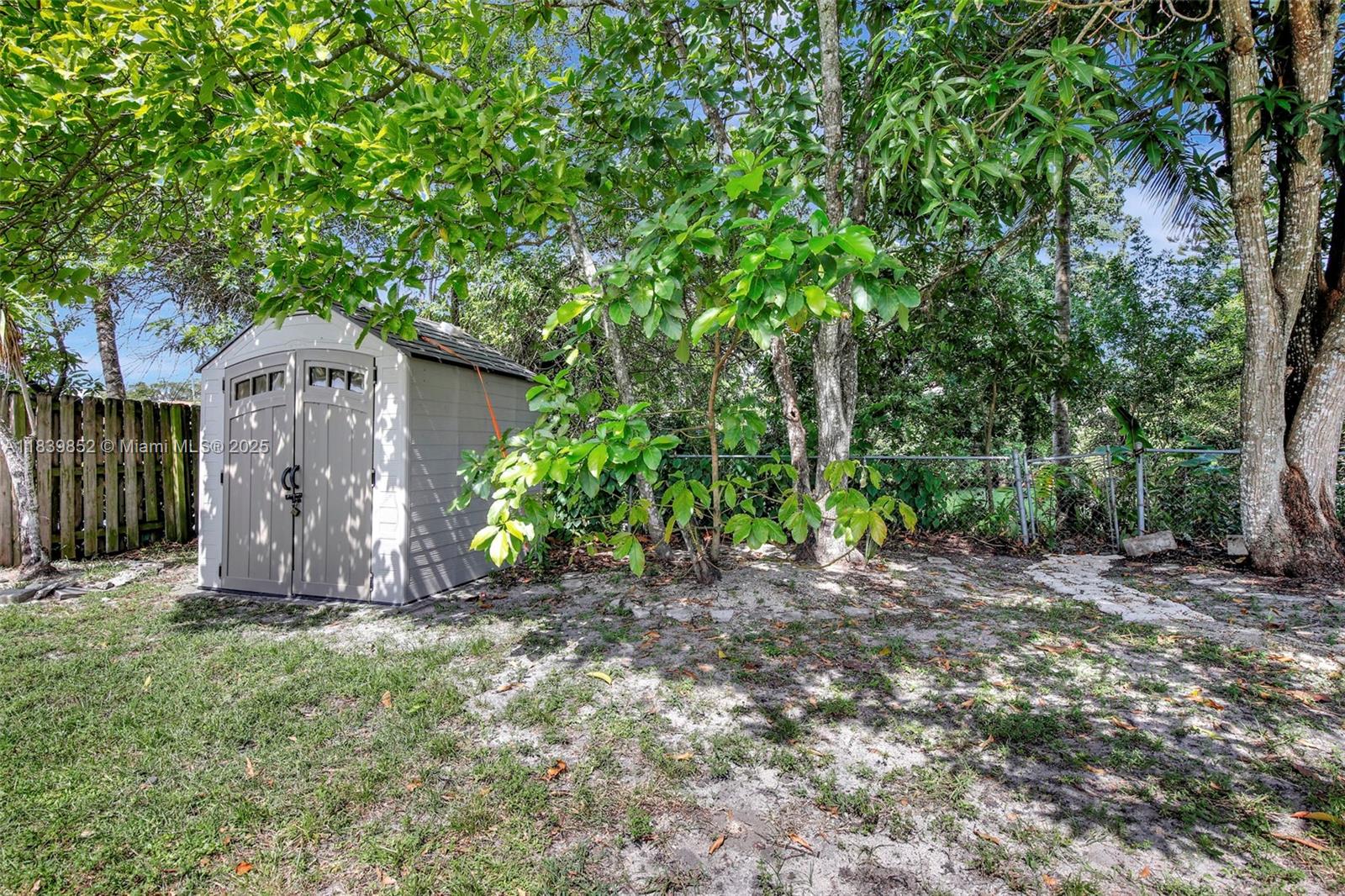 1680 NW 61st Ave, Sunrise, Florida image 28