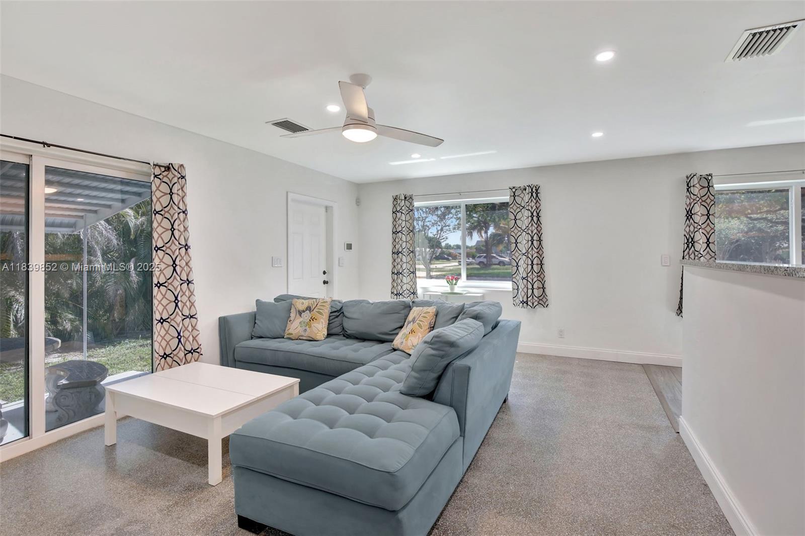 1680 NW 61st Ave, Sunrise, Florida image 4