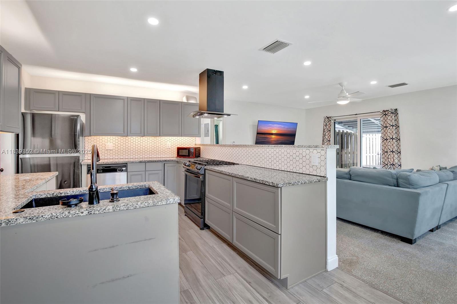 1680 NW 61st Ave, Sunrise, Florida image 7