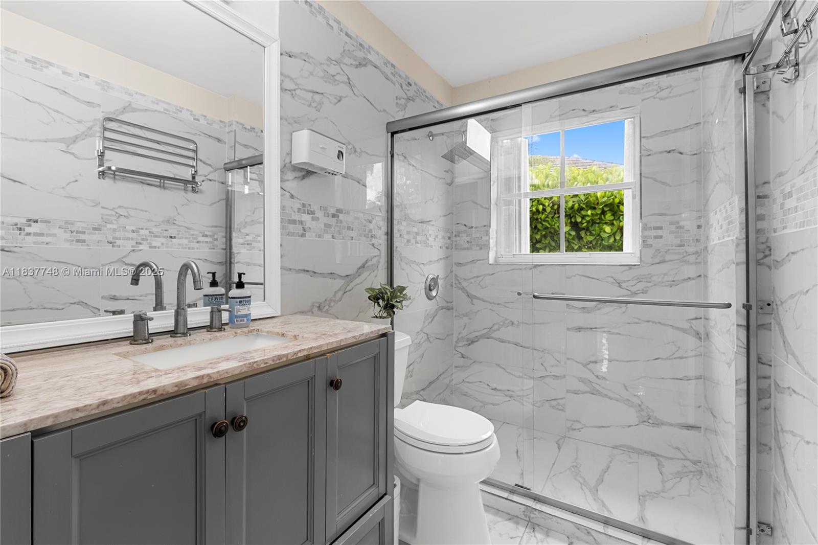 649 Willow Bend Rd, Weston, Florida image 18