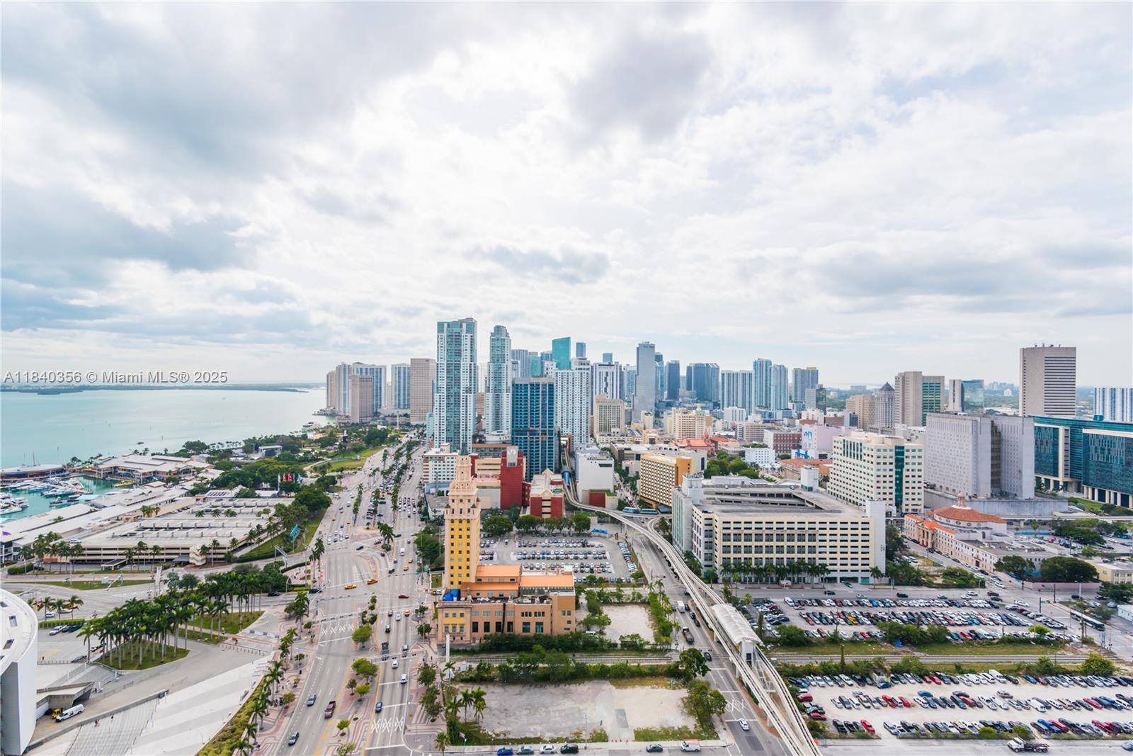 888 Biscayne Blvd #3506, Miami FL 33132