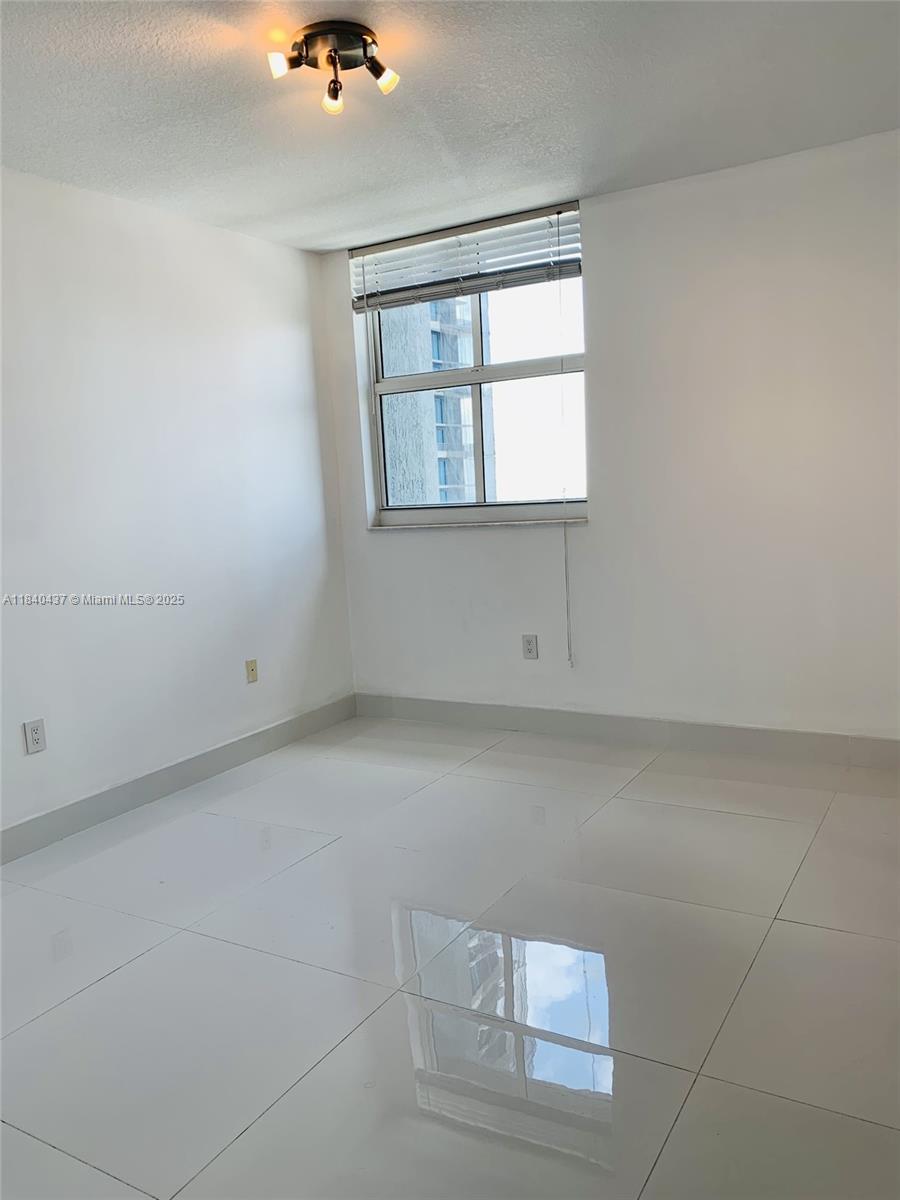 1250 S Miami Ave #3403, Miami FL 33130