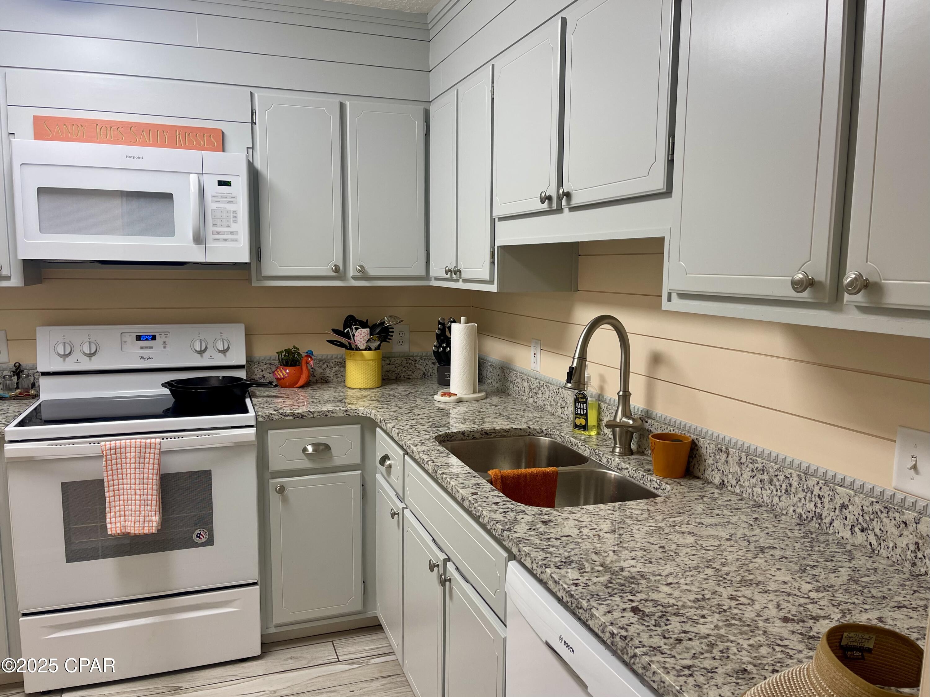 Image 10 For 6509 Harbour Boulevard