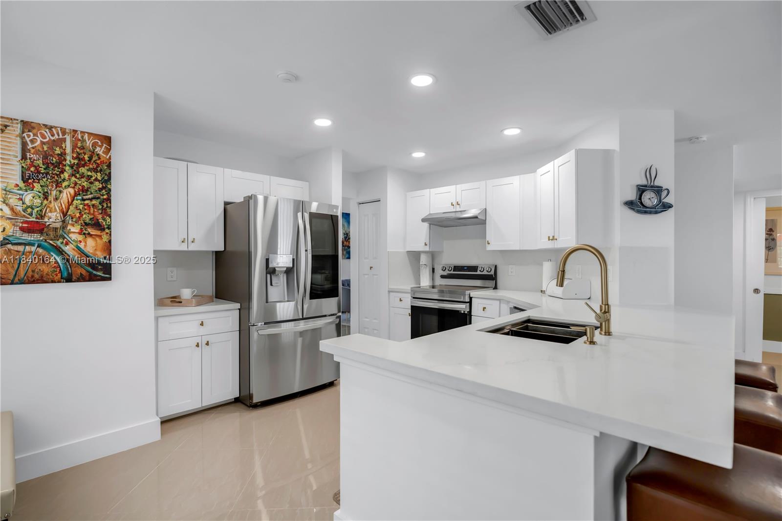 1204 Bayview Cir, Weston, Florida image 10