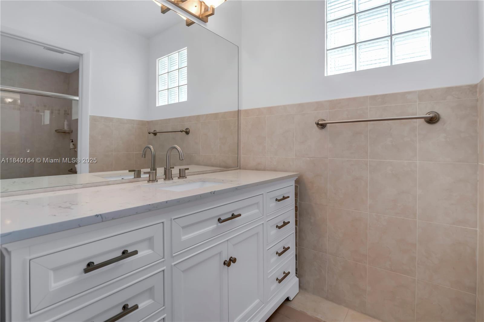 1204 Bayview Cir, Weston, Florida image 24