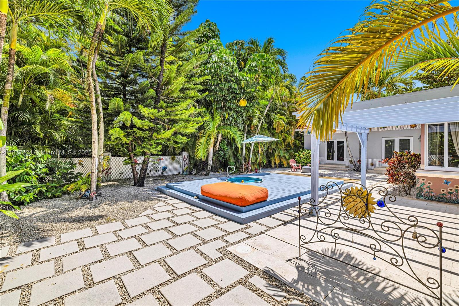911 Mariana Ave, Coral Gables, Florida image 39