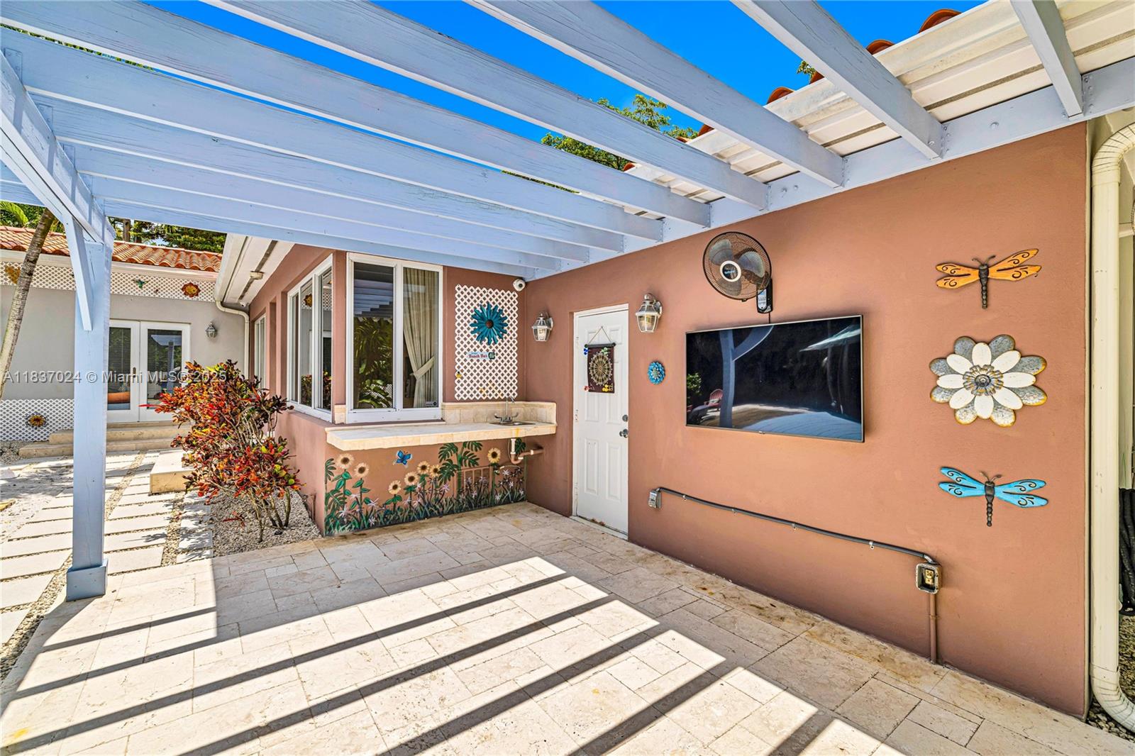 911 Mariana Ave, Coral Gables, Florida image 42