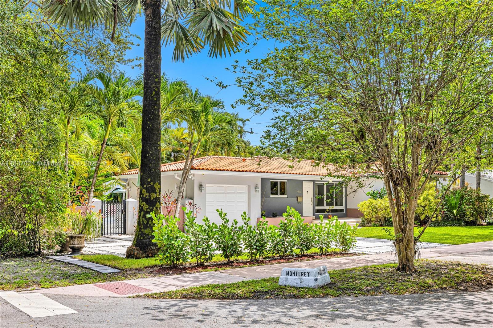 911 Mariana Ave, Coral Gables, Florida image 46