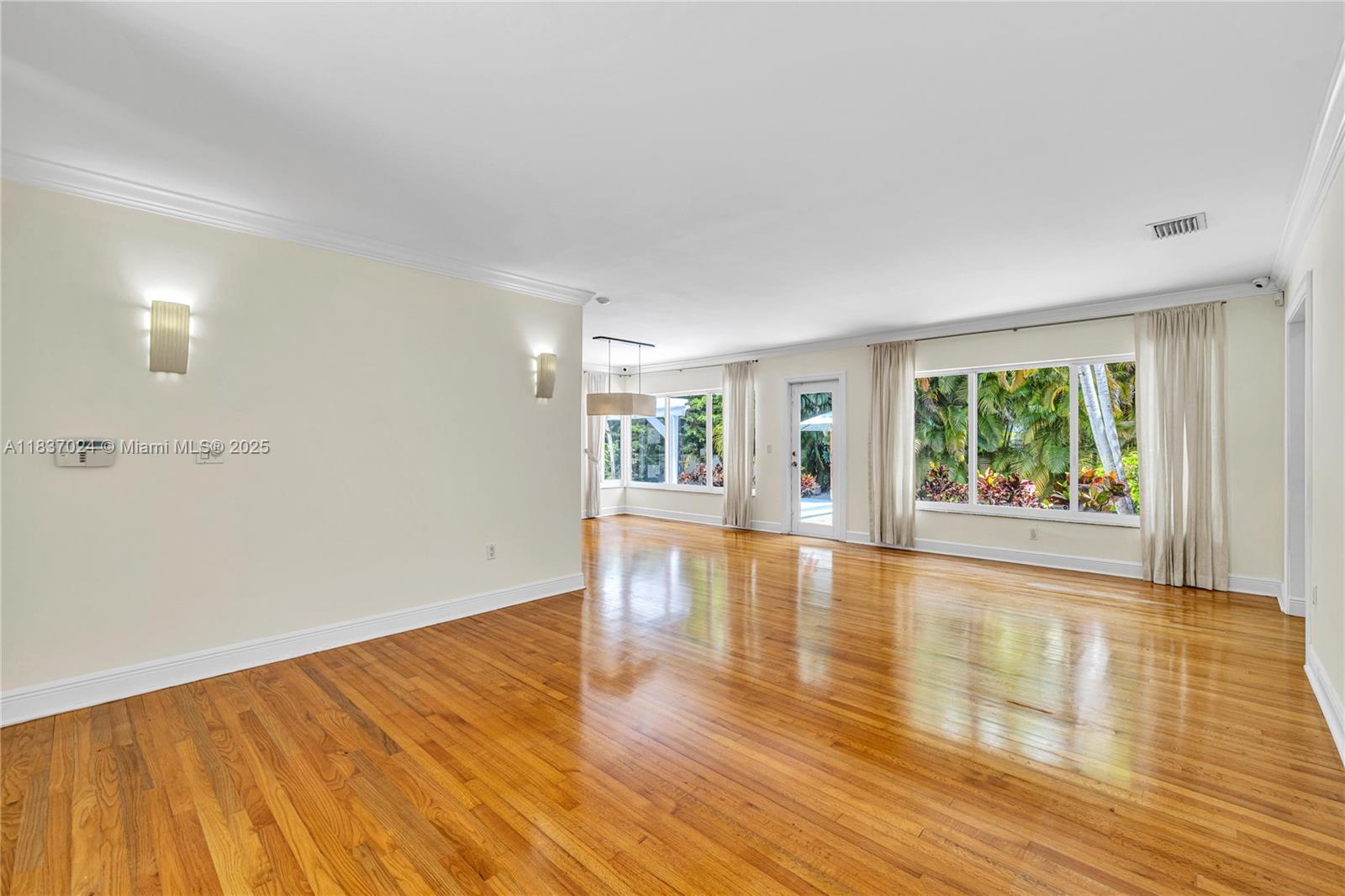 911 Mariana Ave, Coral Gables, Florida image 5