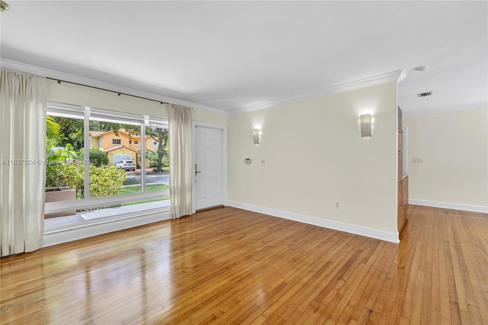 911 Mariana Ave, Coral Gables, Florida image 6